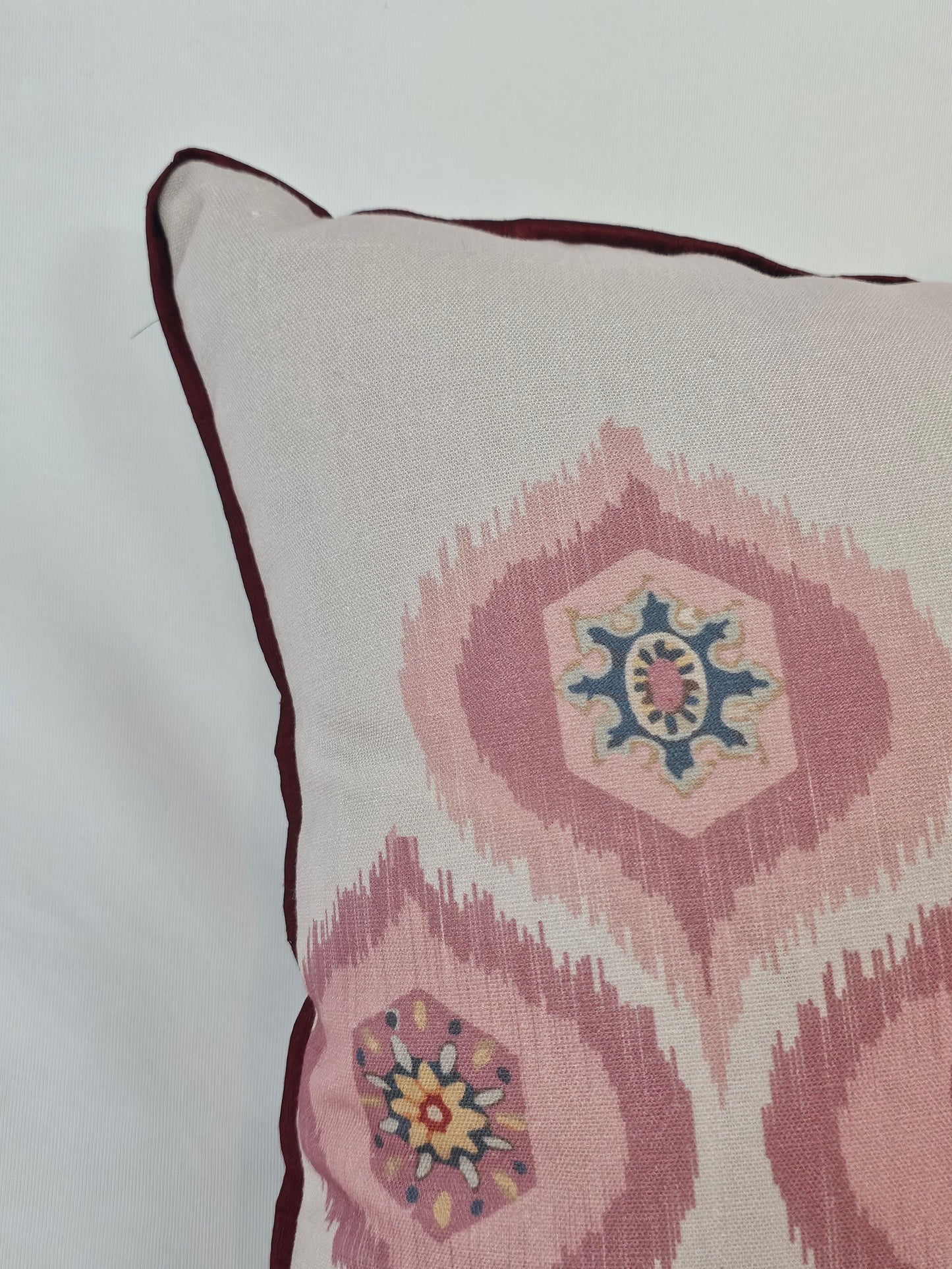Roseate Ikat Cushion Cover online