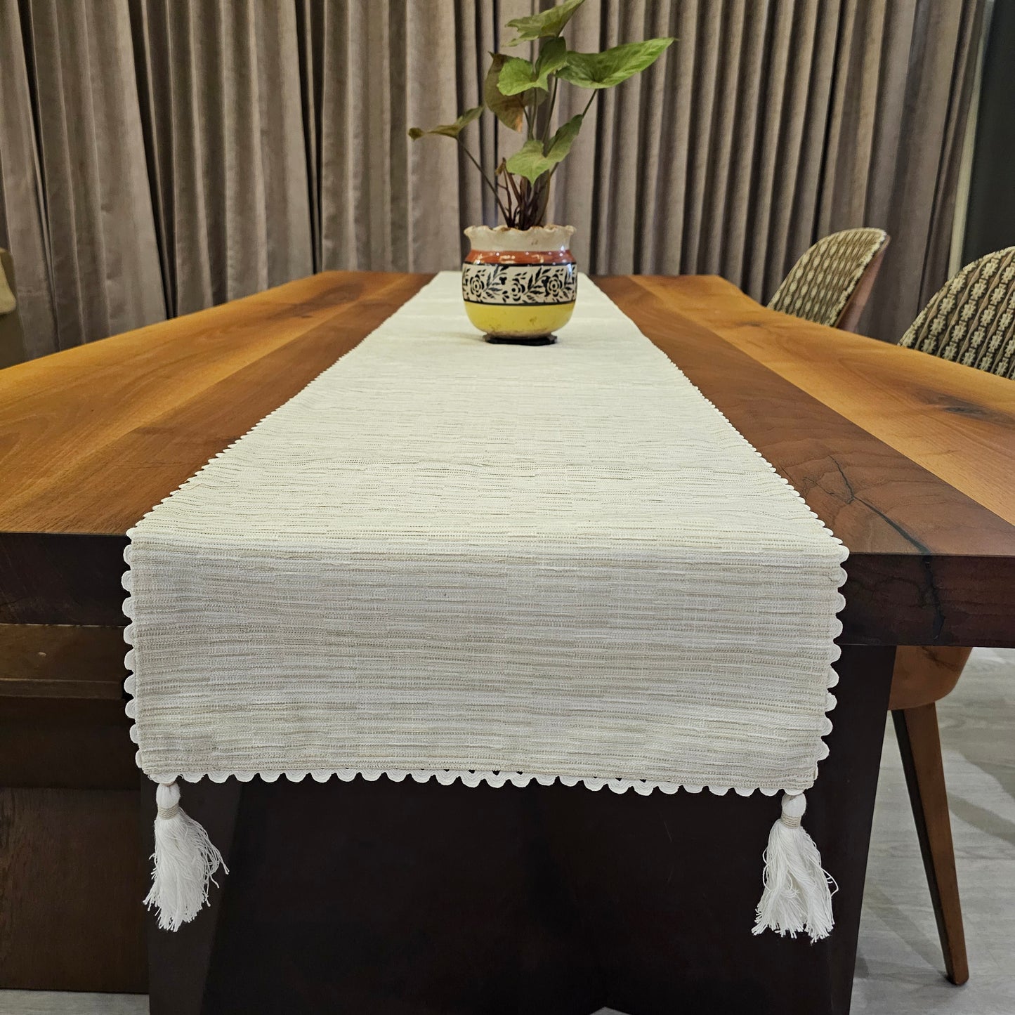 Scalloped Edge