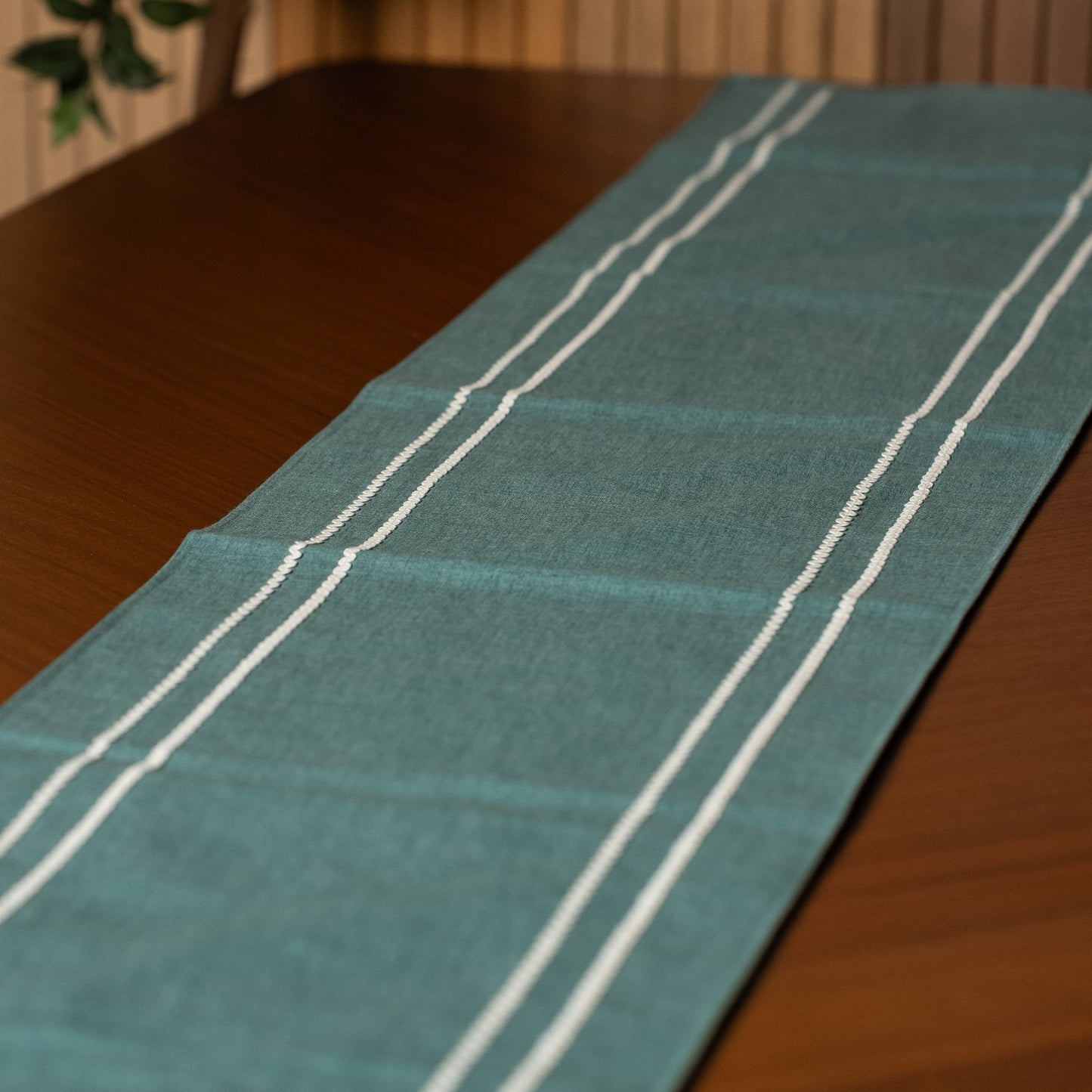 Minimalist Linen - Table Runner