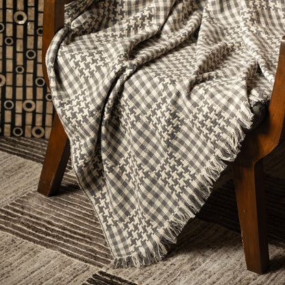 Divergent Checkered