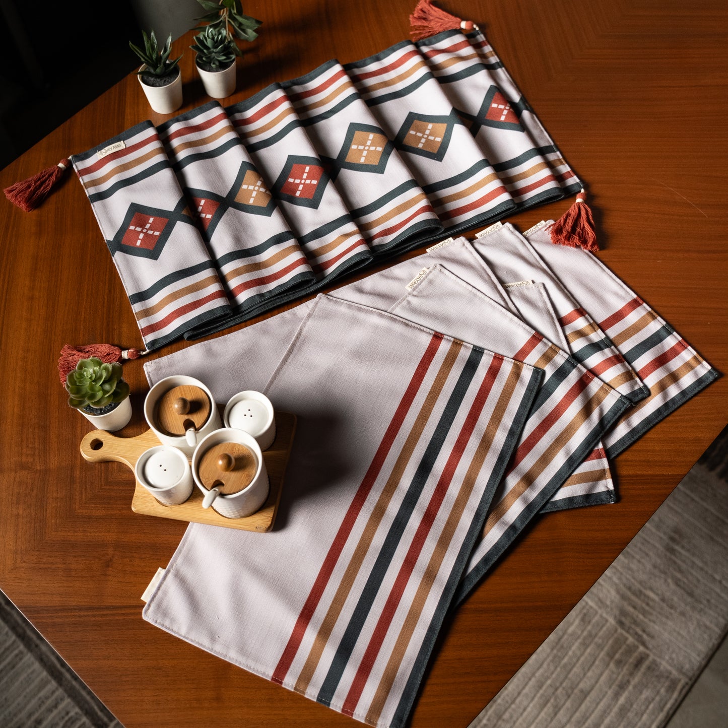 Mystical Nomad -Dining Set